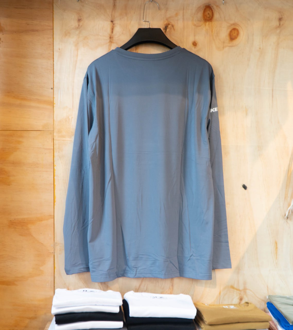 Nike-LongSleeve-ခဲ