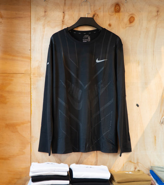 Nike-LongSleeve-Black