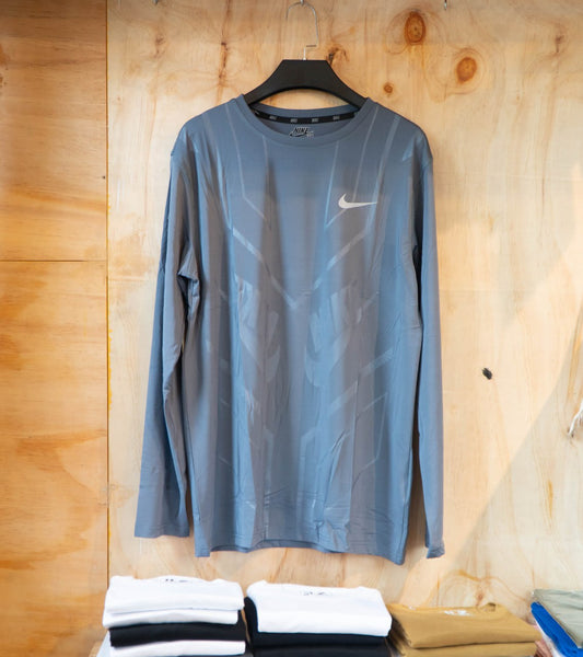 Nike-LongSleeve-ခဲ