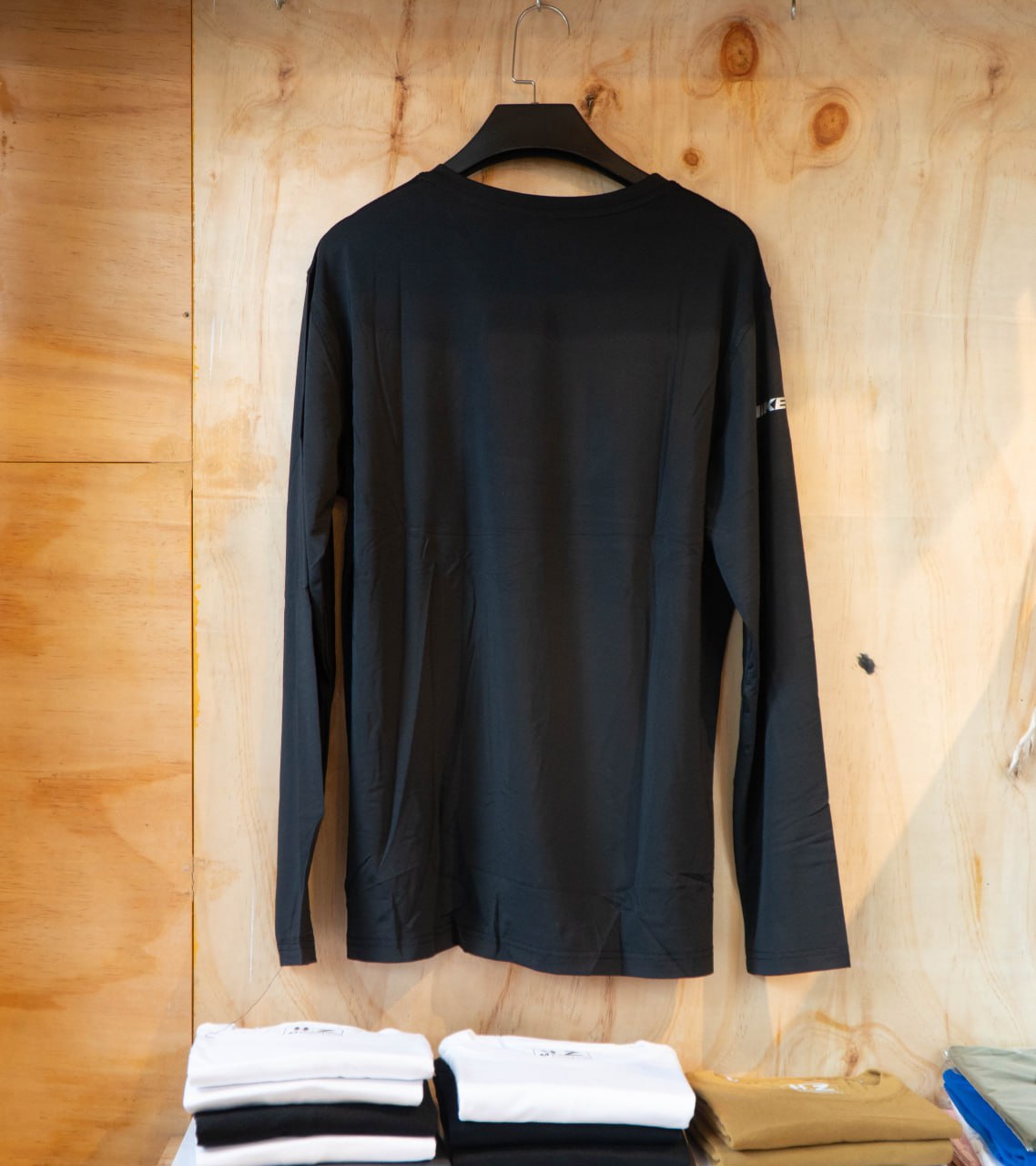 Nike-LongSleeve-Black